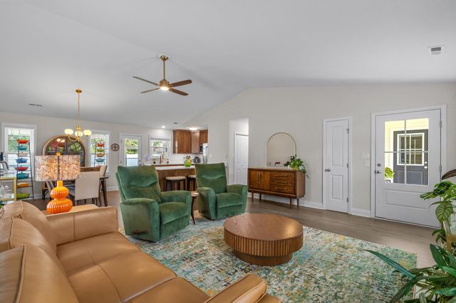 9655 Kings Grant Dr., Murrells Inlet, SC 29576