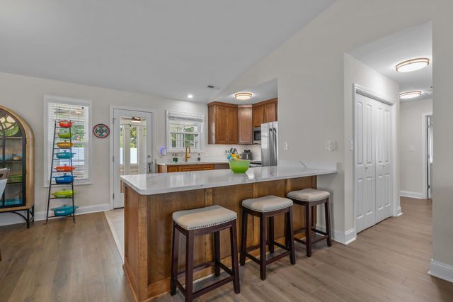 9655 Kings Grant Dr., Murrells Inlet, SC 29576