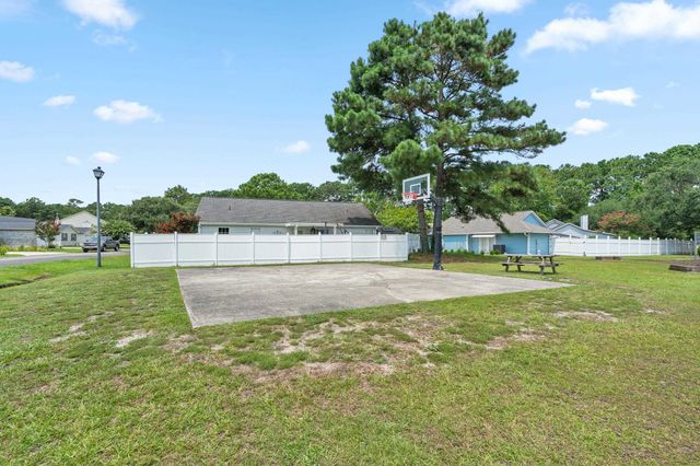 9655 Kings Grant Dr., Murrells Inlet, SC 29576