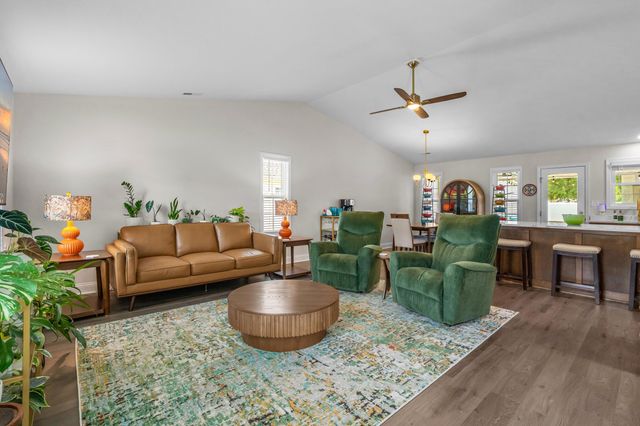 9655 Kings Grant Dr., Murrells Inlet, SC 29576