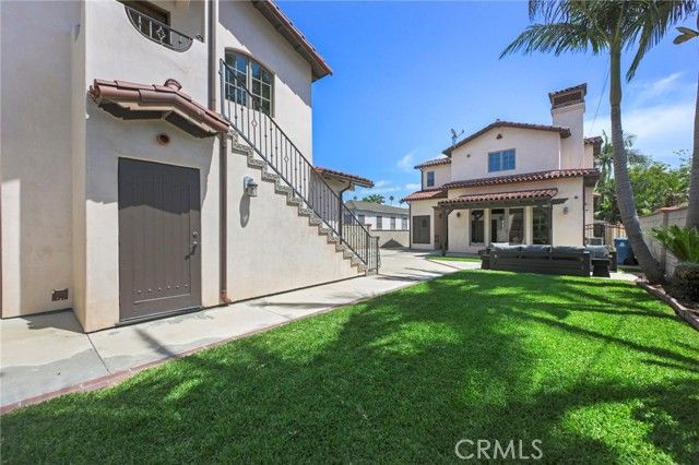 33 Elm Street, Alhambra, CA 91801