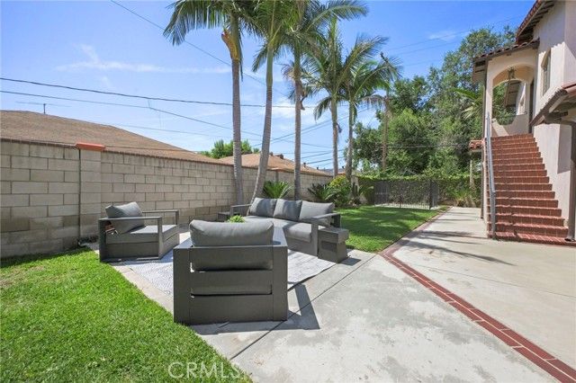 33 Elm Street, Alhambra, CA 91801