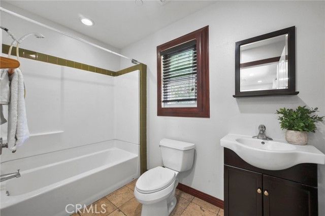 33 Elm Street, Alhambra, CA 91801