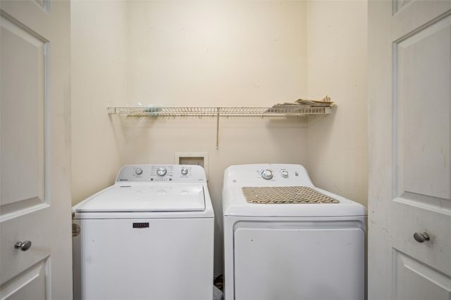 2323 E Porter Avenue 38, Des Moines, IA 50320
