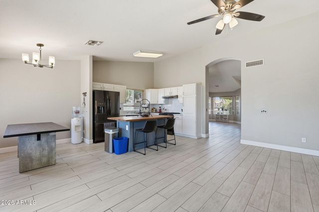 7733 E Decatur Circle, Mesa, AZ 85207