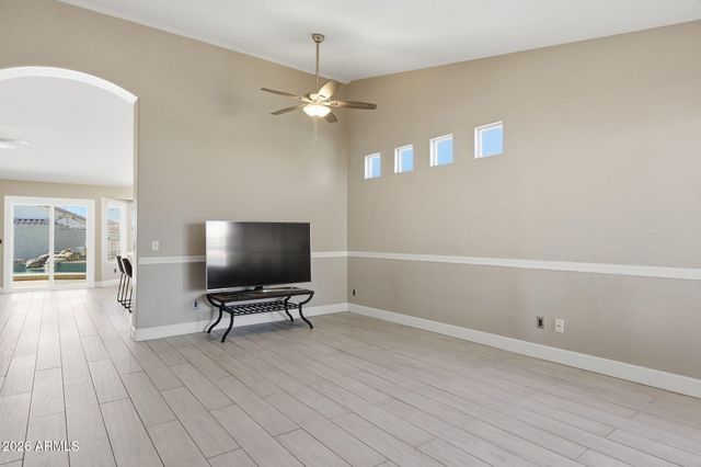 7733 E Decatur Circle, Mesa, AZ 85207