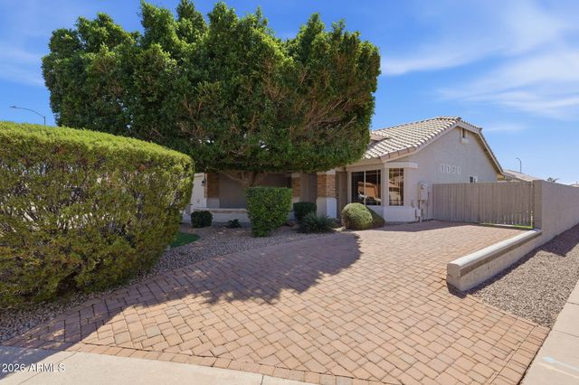 7733 E Decatur Circle, Mesa, AZ 85207