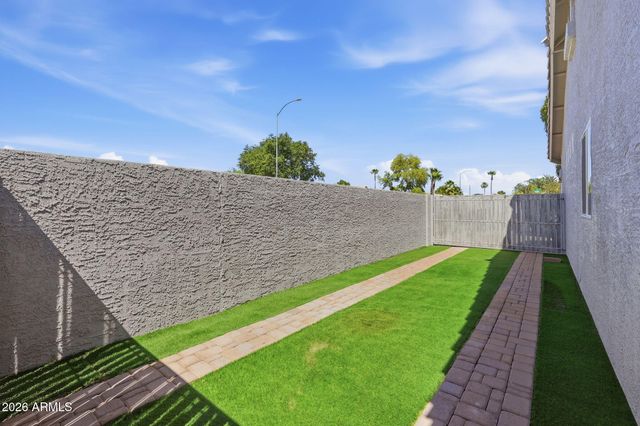 7733 E Decatur Circle, Mesa, AZ 85207