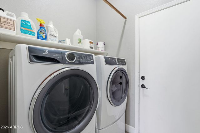 7733 E Decatur Circle, Mesa, AZ 85207