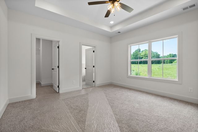 178 Dewberry Ct, Clarksville, TN 37042