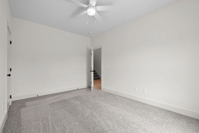 178 Dewberry Ct, Clarksville, TN 37042