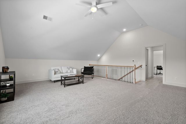 178 Dewberry Ct, Clarksville, TN 37042