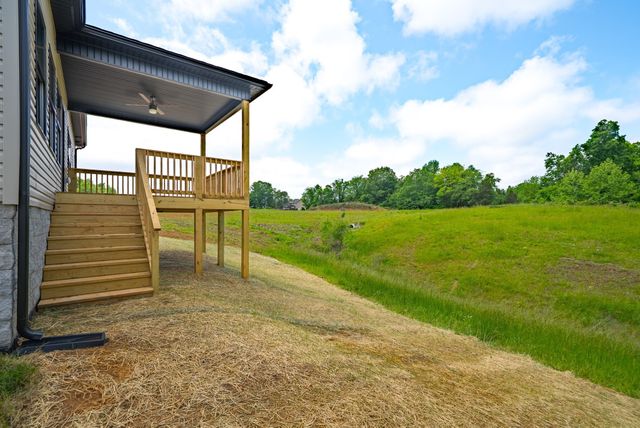 178 Dewberry Ct, Clarksville, TN 37042