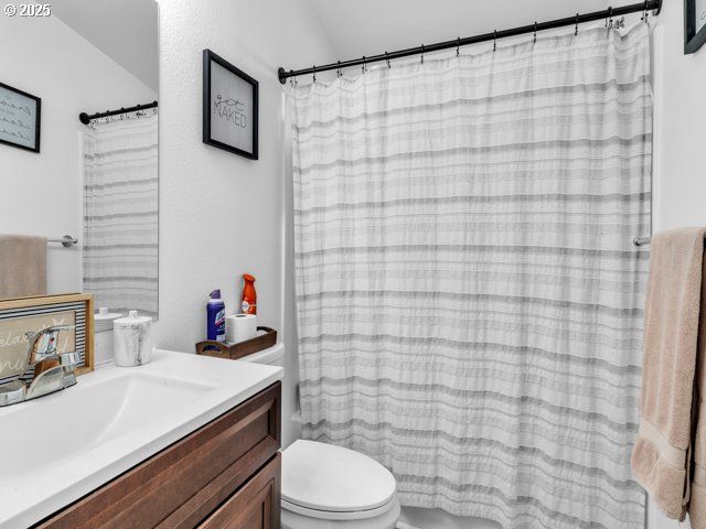 1000 S MCKERN Ct 61, Newberg, OR 97132