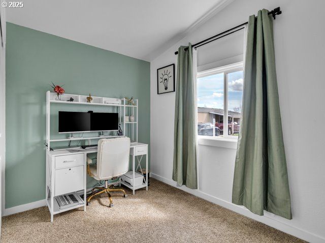 1000 S MCKERN Ct 61, Newberg, OR 97132