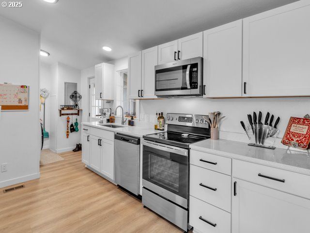 1000 S MCKERN Ct 61, Newberg, OR 97132
