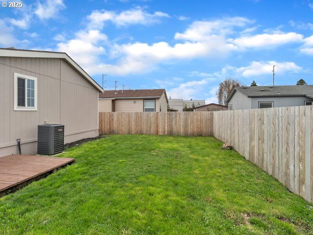 1000 S MCKERN Ct 61, Newberg, OR 97132