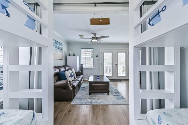 3917 3rd Street, Galveston, TX 77554