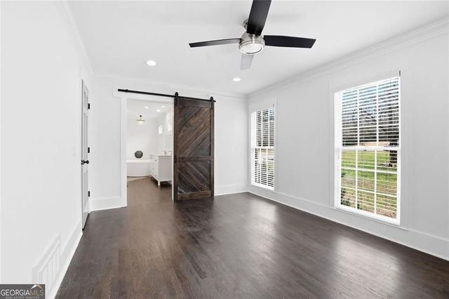 9785 La View Circle, Roswell, GA 30075