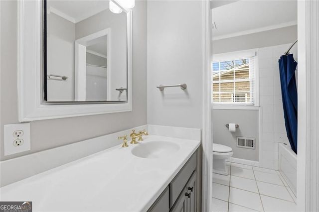 9785 La View Circle, Roswell, GA 30075