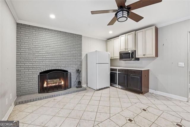 9785 La View Circle, Roswell, GA 30075