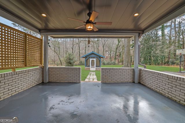 9785 La View Circle, Roswell, GA 30075