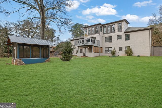 9785 La View Circle, Roswell, GA 30075