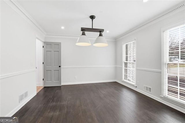 9785 La View Circle, Roswell, GA 30075