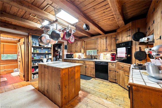 3439 NC Highway 89 E, Walnut Cove, NC 27052