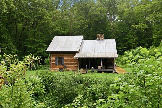 3439 NC Highway 89 E, Walnut Cove, NC 27052