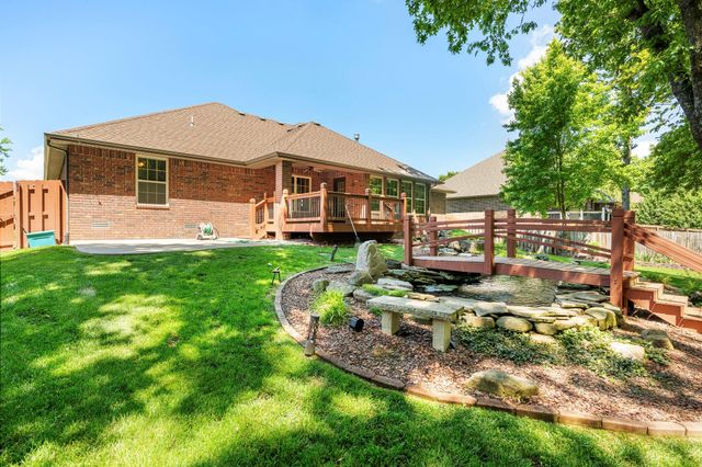 5628 S Winsor Drive, Battlefield, MO 65619