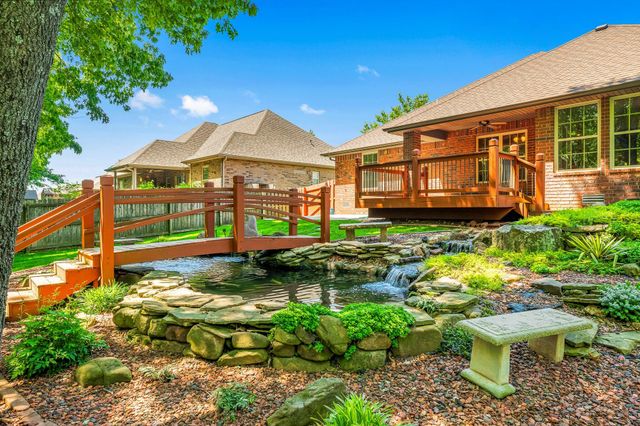 5628 S Winsor Drive, Battlefield, MO 65619