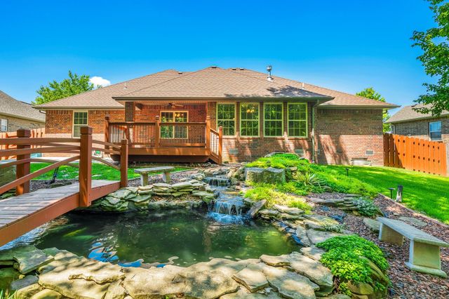 5628 S Winsor Drive, Battlefield, MO 65619