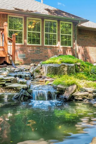 5628 S Winsor Drive, Battlefield, MO 65619