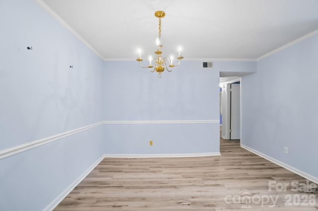 4754 Hedgemore Drive N, Charlotte, NC 28209