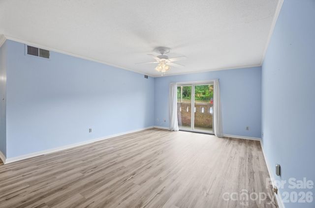 4754 Hedgemore Drive N, Charlotte, NC 28209