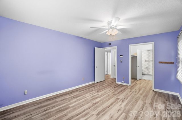 4754 Hedgemore Drive N, Charlotte, NC 28209