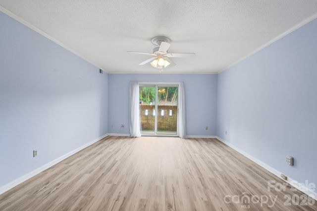 4754 Hedgemore Drive N, Charlotte, NC 28209