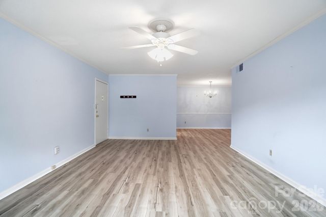 4754 Hedgemore Drive N, Charlotte, NC 28209
