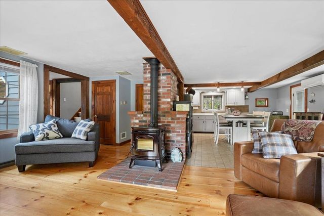 643 4Th Range Road, Pembroke, NH 03275