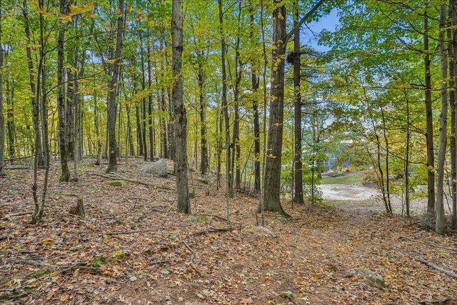 643 4Th Range Road, Pembroke, NH 03275