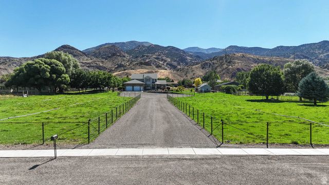 315 S 300 E, Monroe, UT 84754