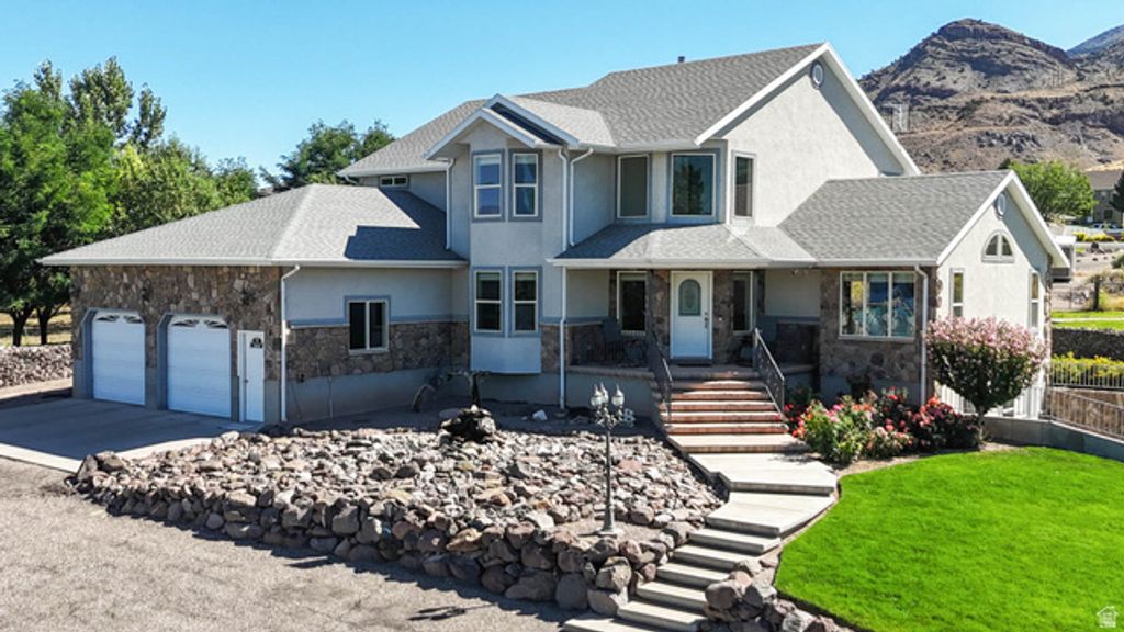 315 S 300 E, Monroe, UT 84754