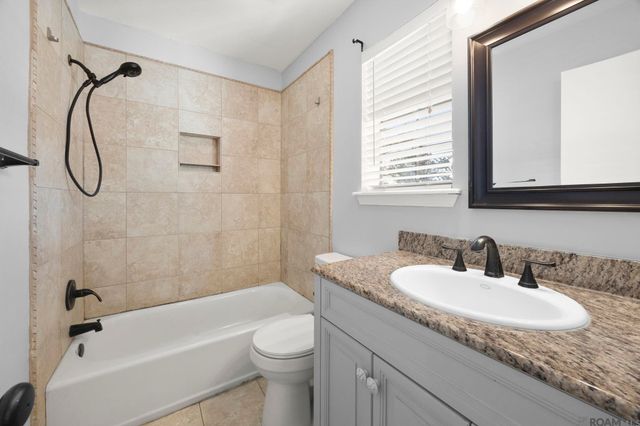 9817 Siegen Ln, Baton Rouge, LA 70810