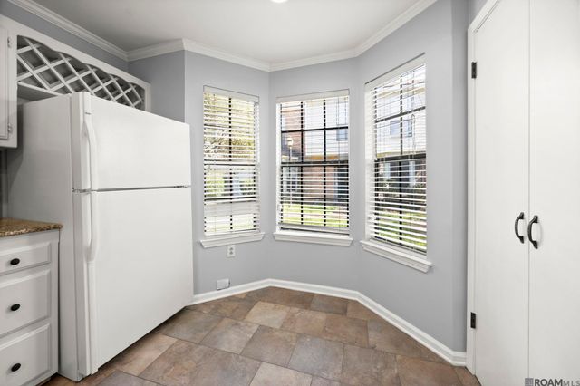 9817 Siegen Ln, Baton Rouge, LA 70810