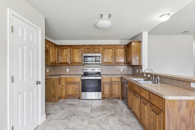 1702 La Caya Drive, Mansfield, TX 76063