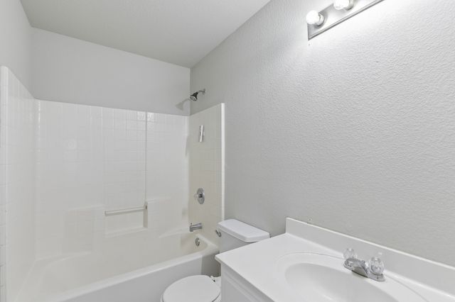 1702 La Caya Drive, Mansfield, TX 76063