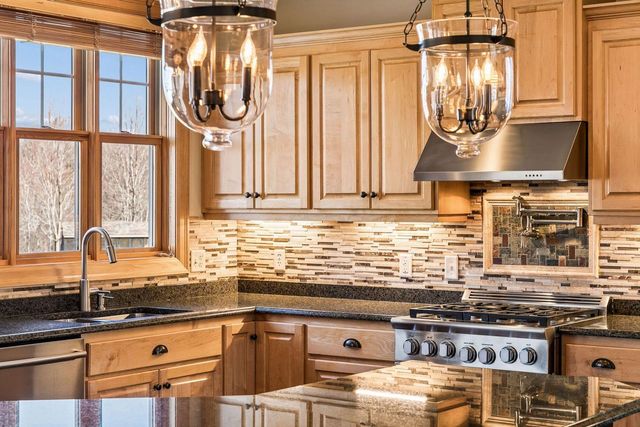 19671 Yellowpine Street NW, Oak Grove, MN 55011