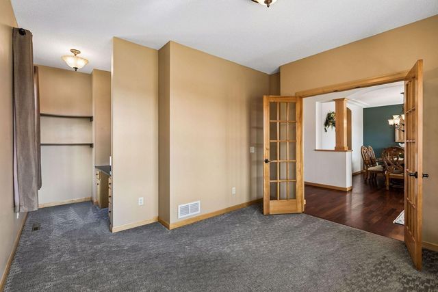 19671 Yellowpine Street NW, Oak Grove, MN 55011