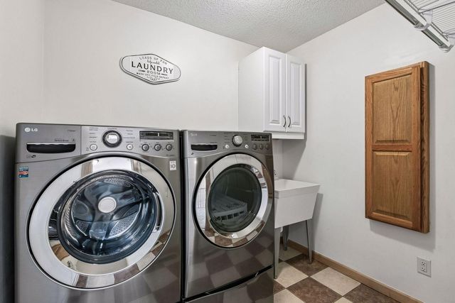 19671 Yellowpine Street NW, Oak Grove, MN 55011